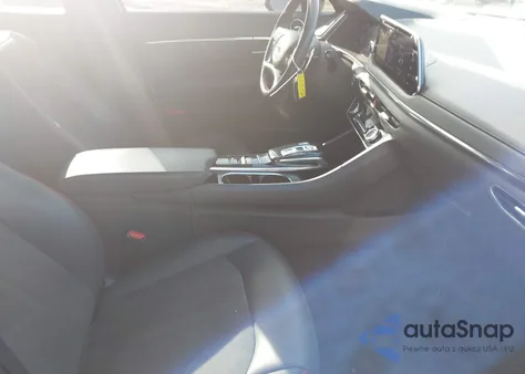 2021 Hyundai Sonata Sel Plus z USA, uszkodzony, nr VIN 5NPEJ4J29MH086542